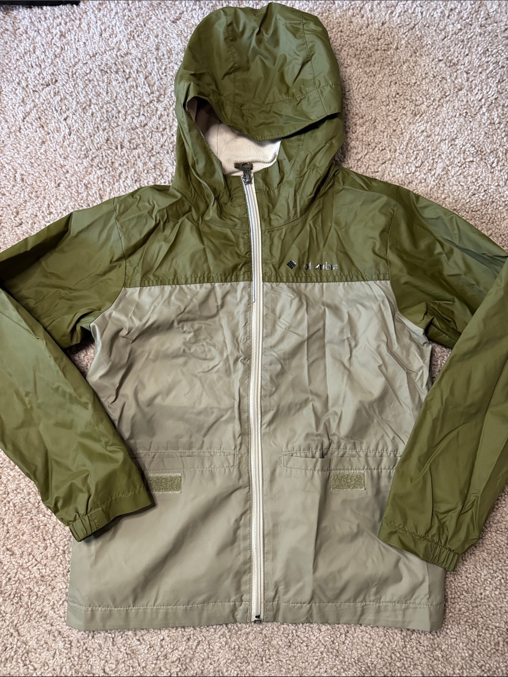 Columbia Olive Green Two-Tone Hooded Windbreaker